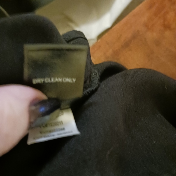 Hi neck halter top - Picture 8 of 9